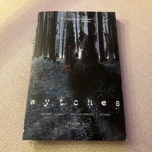 Wytches Vol 1 by Scott Snyder Graphic Novel